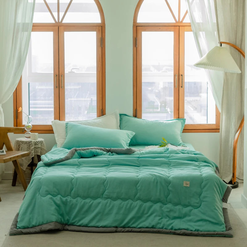 Japanese Summer Quilt – Lightweight Polyester Comforter