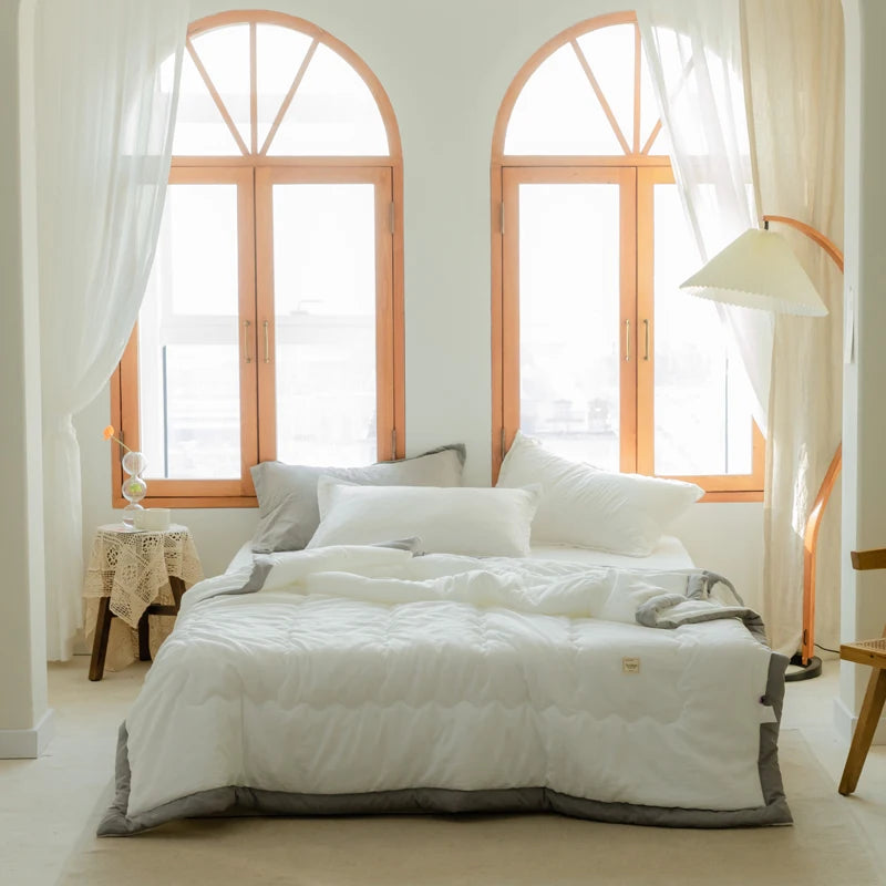 Japanese Summer Quilt – Lightweight Polyester Comforter