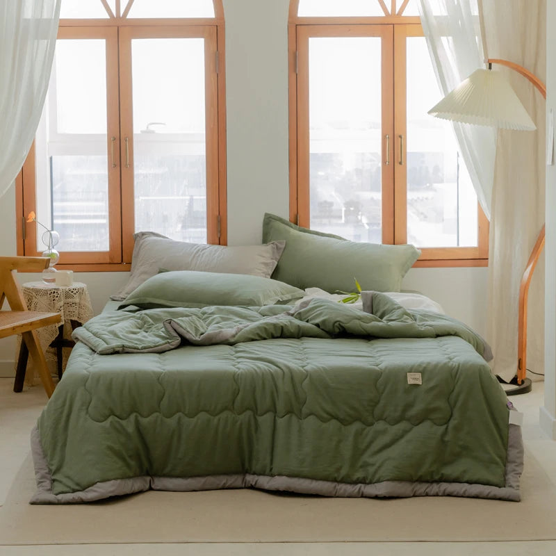 Japanese Summer Quilt – Lightweight Polyester Comforter