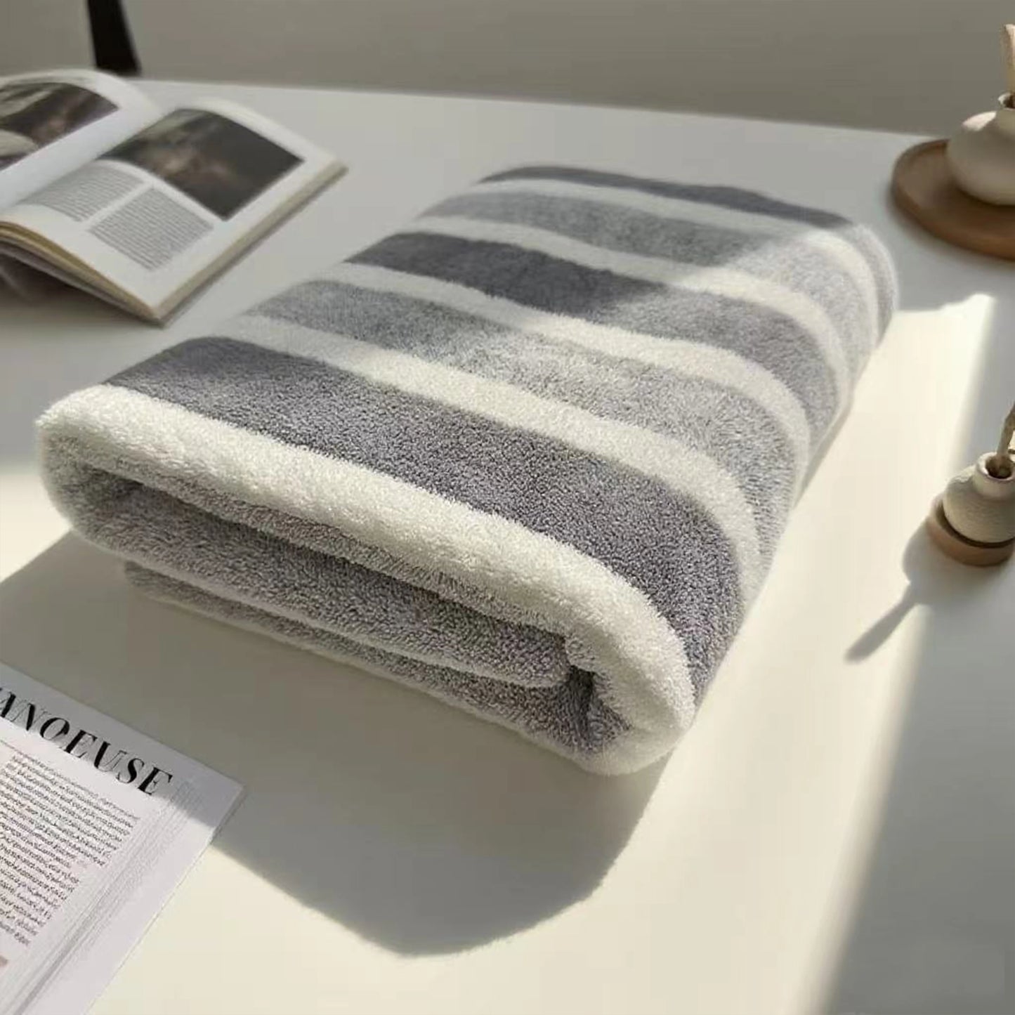 Striped Bath Towel – Quick Dry & High Absorption