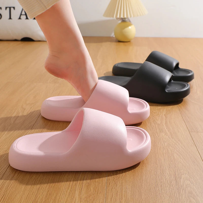 Unisex Non Slip Bathroom Home Slippers Soft Sole EVA Pillow Slides Summer Flat Beach Sandals Woman Thick Platform Cloud Slippers